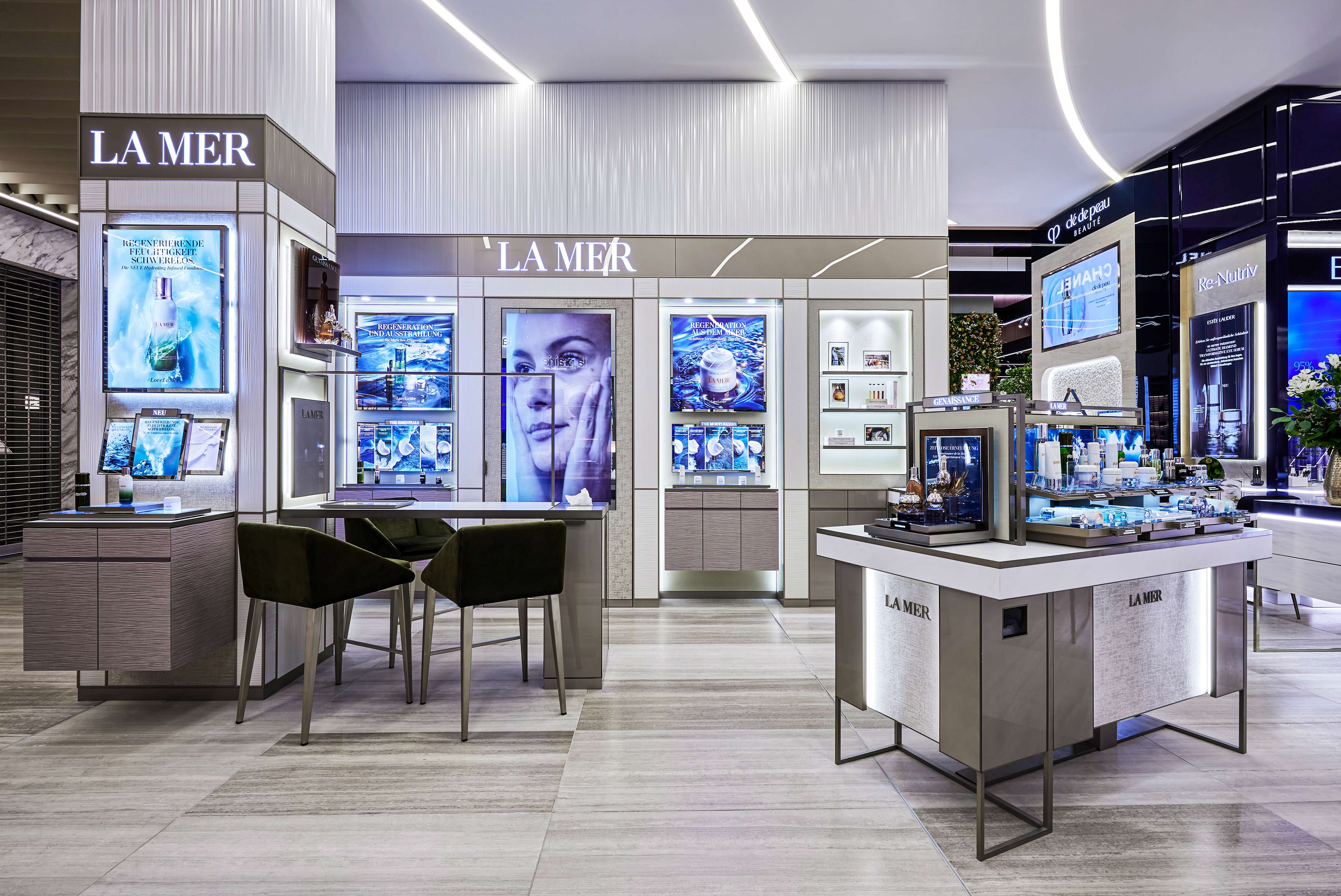 Comptoir de la marque La Mer au Kadewe Berlin, vue de face